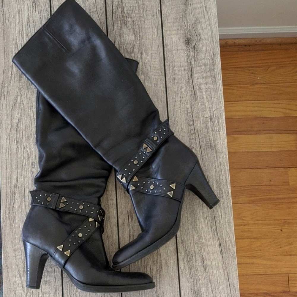 Via Spiga Stud Buckle Boots